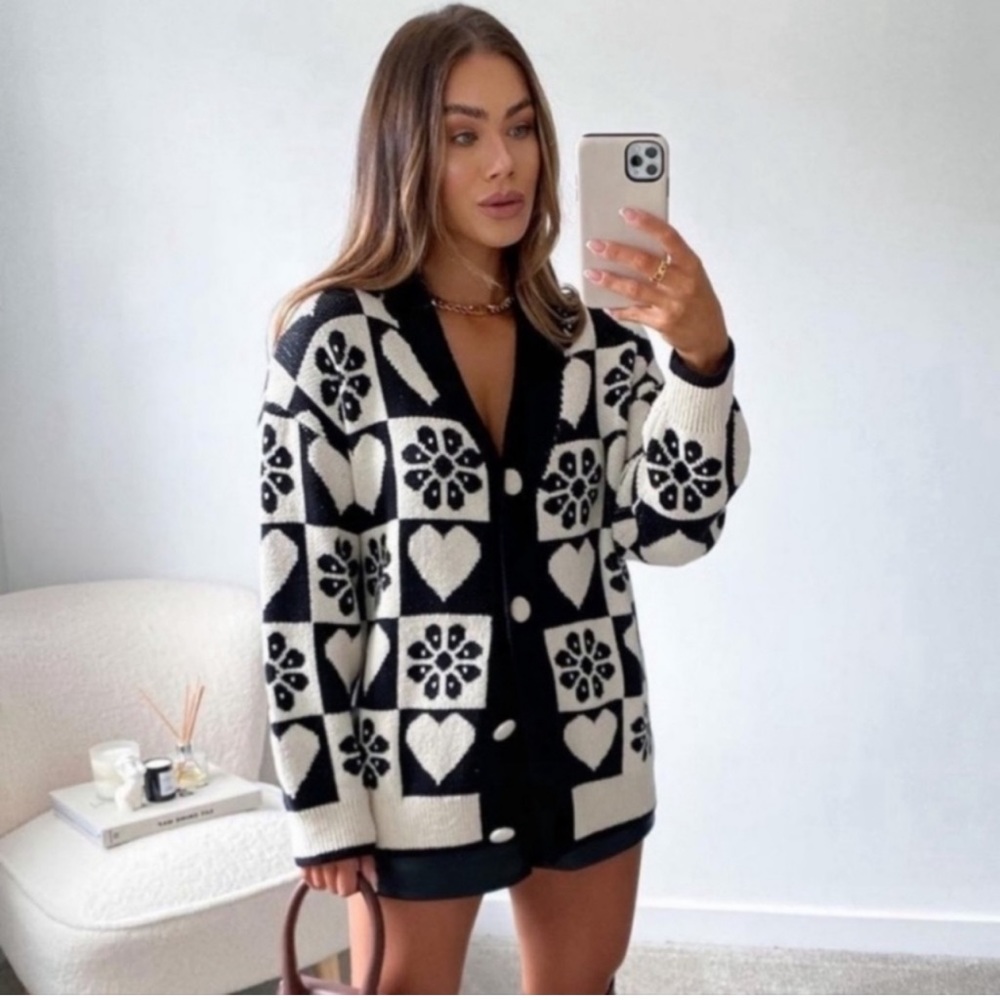 ZARA JACQUARD HEART KNIT JACKET - Picture 2 of 11